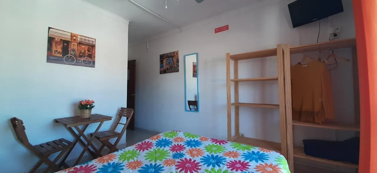 Residencia Do Parque Bed & Breakfast Odeceixe 0*,  Portugal